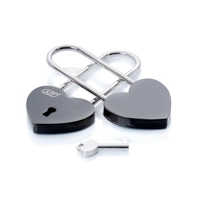 Black Long Shackle Love Heart Locks